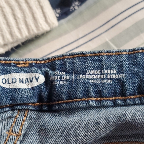 Old navy jeans - Picture 2 of 2